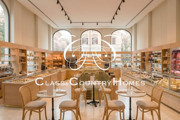 negozio in vendita a Roma in zona Rione di Ponte