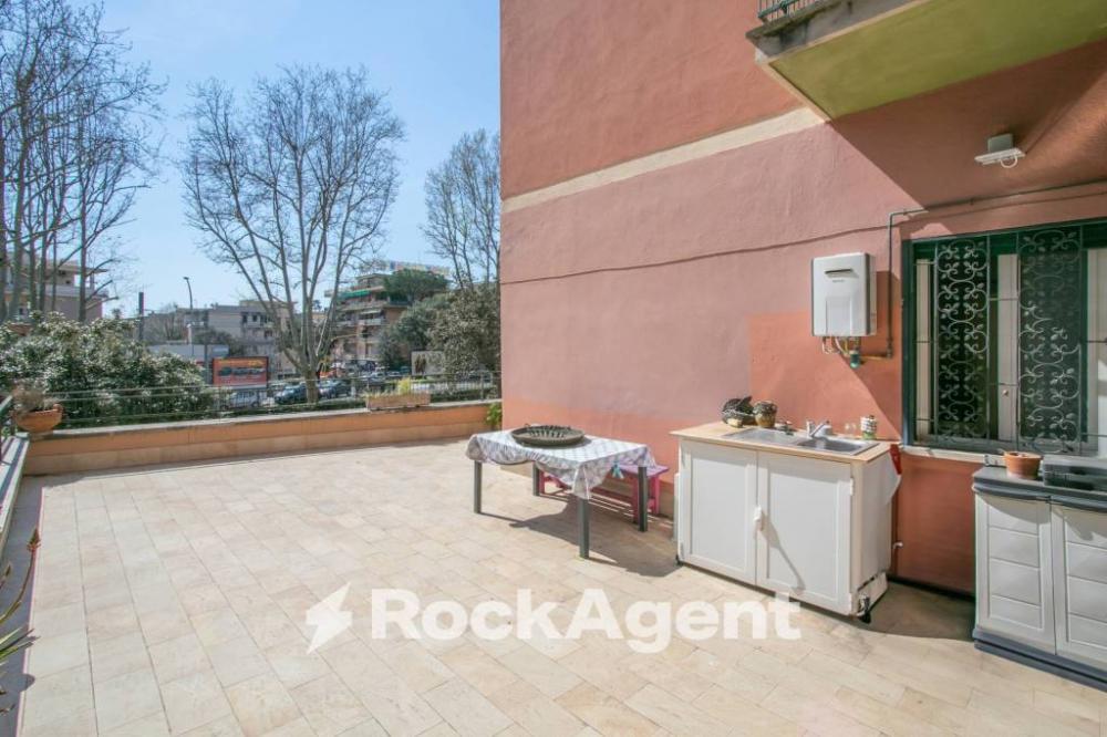 appartamento in vendita a Roma in zona Gianicolense