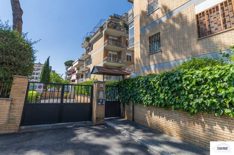 appartamento in vendita a Roma in zona Primavalle