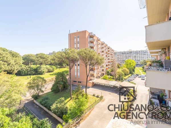 appartamento in vendita a Roma in zona Spinaceto