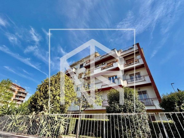 appartamento in vendita a Roma in zona Aurelio