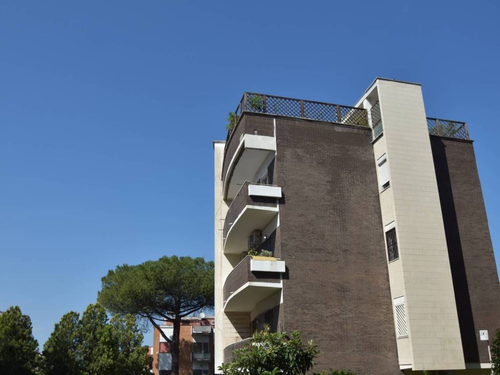 appartamento in vendita a Roma in zona Gianicolense