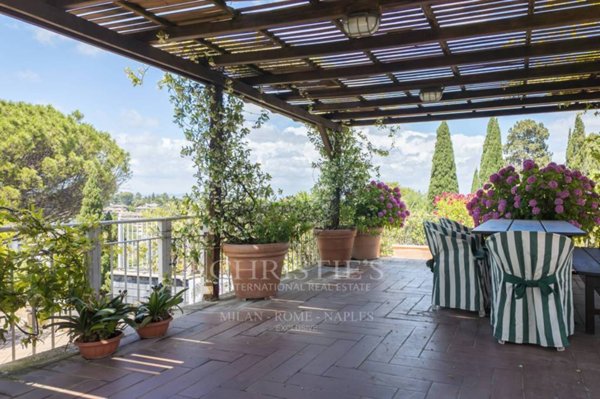 appartamento in vendita a Roma in zona Della Vittoria