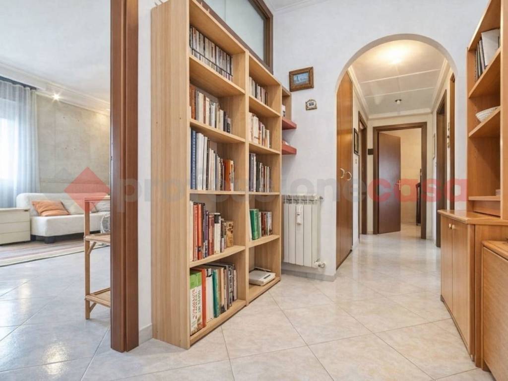 appartamento in vendita a Roma in zona Prenestino-Labicano