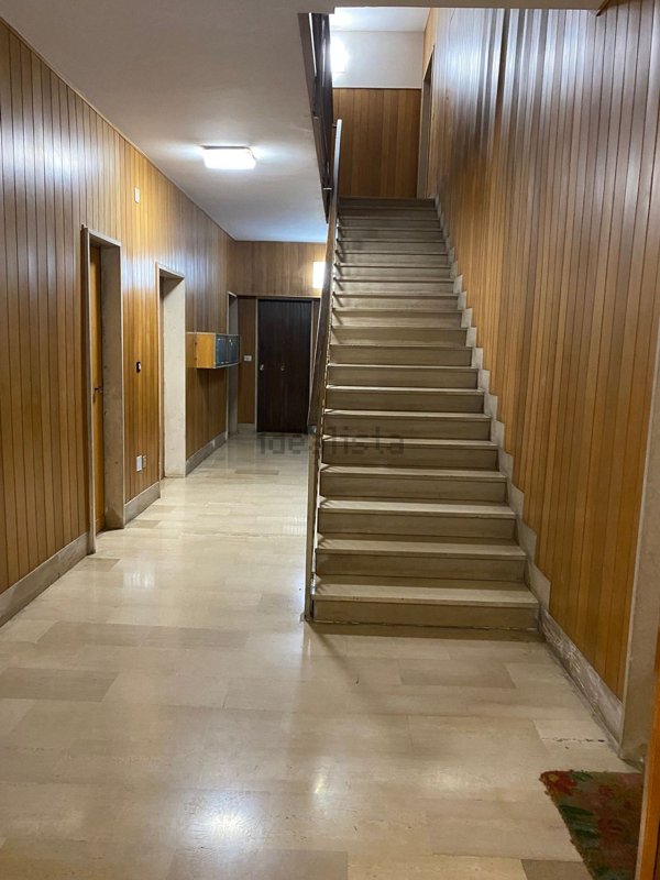 appartamento in vendita a Roma in zona Mostacciano