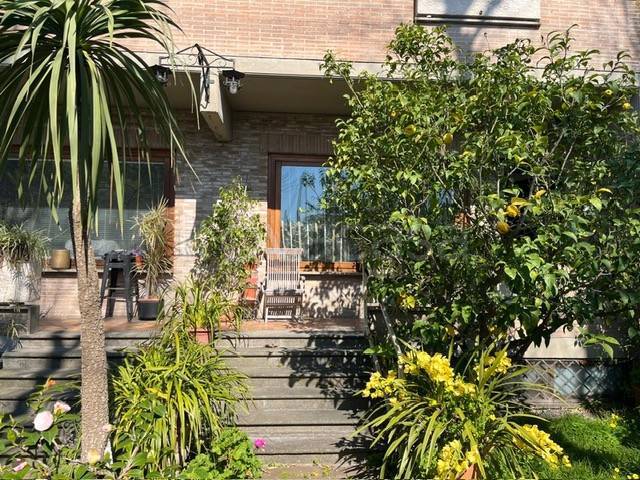 casa indipendente in vendita a Roma in zona Acilia