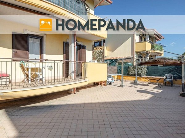 casa indipendente in vendita a Roma in zona Lunghezza