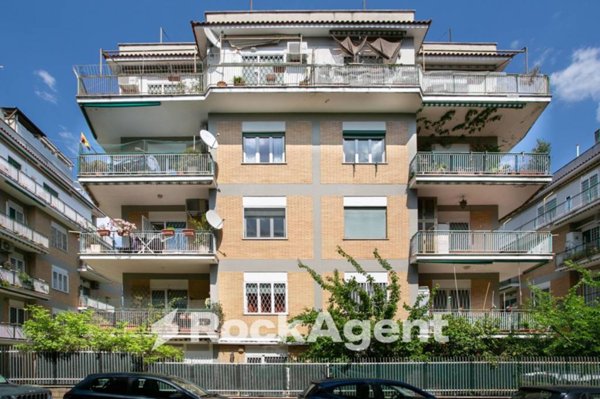 appartamento in vendita a Roma in zona Portuense