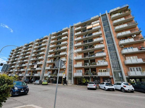 appartamento in vendita a Roma in zona Torre Maura