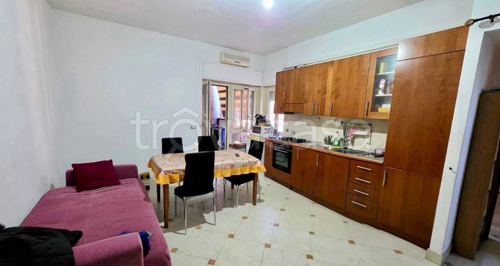 appartamento in vendita a Roma in zona Corviale