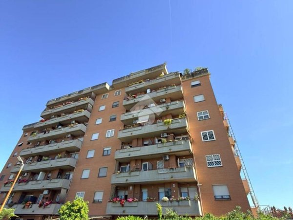 appartamento in vendita a Roma in zona Ponte Mammolo