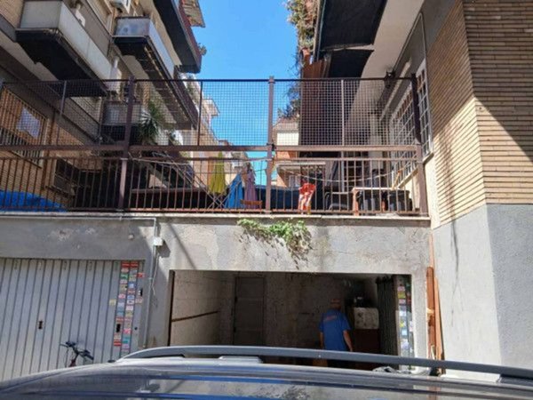 negozio in vendita a Roma in zona Monte Sacro/Talenti