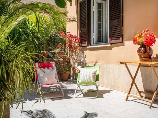 appartamento in vendita a Roma in zona Torre Angela