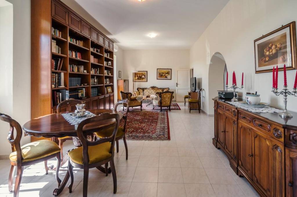 casa indipendente in vendita a Roma in zona Colle del Sole