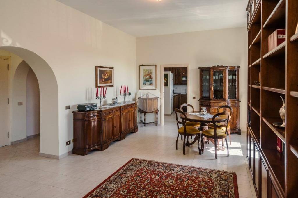 casa indipendente in vendita a Roma in zona Colle del Sole