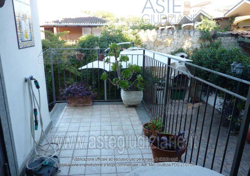 casa indipendente in vendita a Roma in zona Infernetto