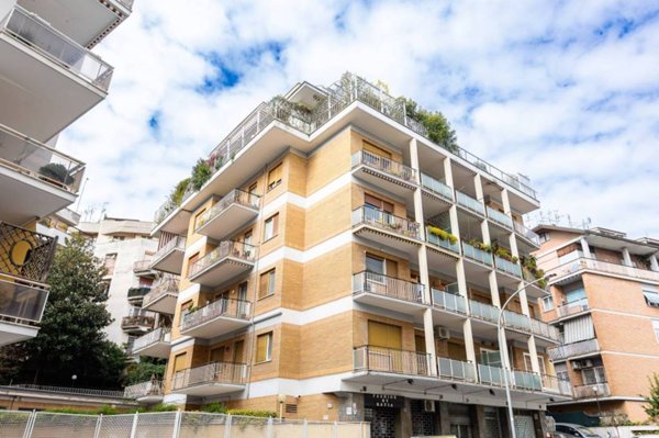 appartamento in vendita a Roma in zona Aurelio