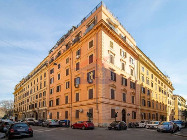 appartamento in vendita a Roma in zona Ludovisi/Sallustiano