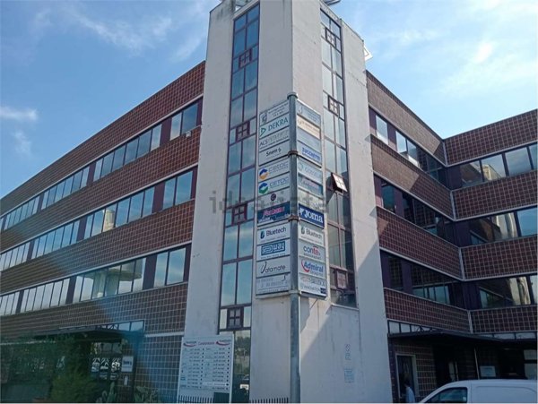ufficio in vendita a Roma in zona Monte Sacro/Talenti