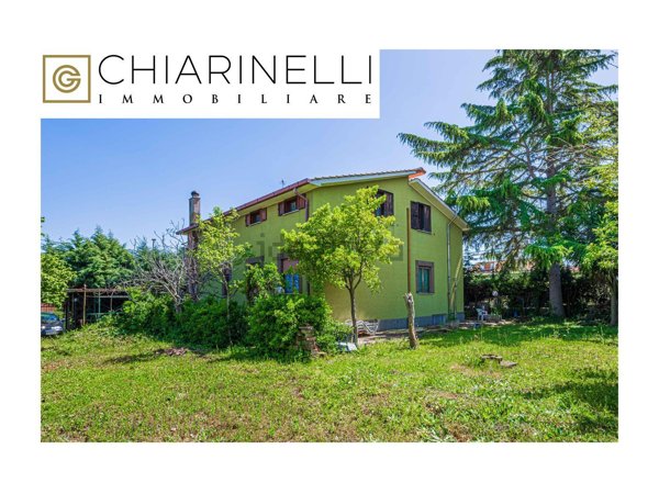 casa indipendente in vendita a Roma in zona Valle Santa