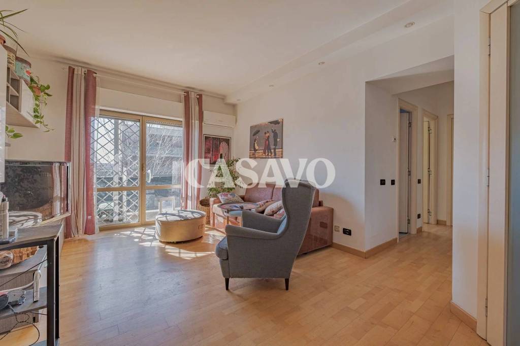 appartamento in vendita a Roma in zona Sette Bagni