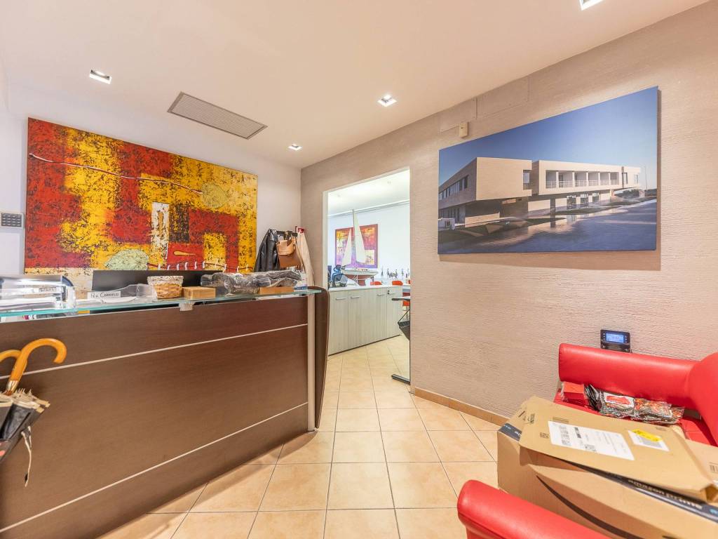 appartamento in vendita a Roma in zona Ostia