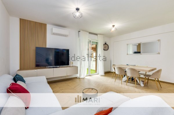 appartamento in vendita a Roma in zona Acilia