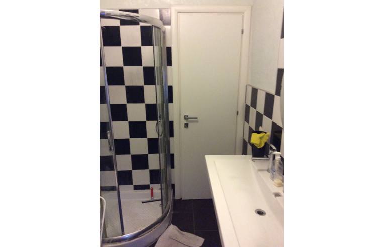 appartamento in vendita a Roma in zona Torre Angela