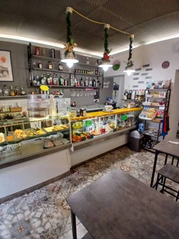 negozio in vendita a Roma in zona Nomentano