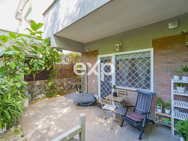 appartamento in vendita a Roma in zona Ostia