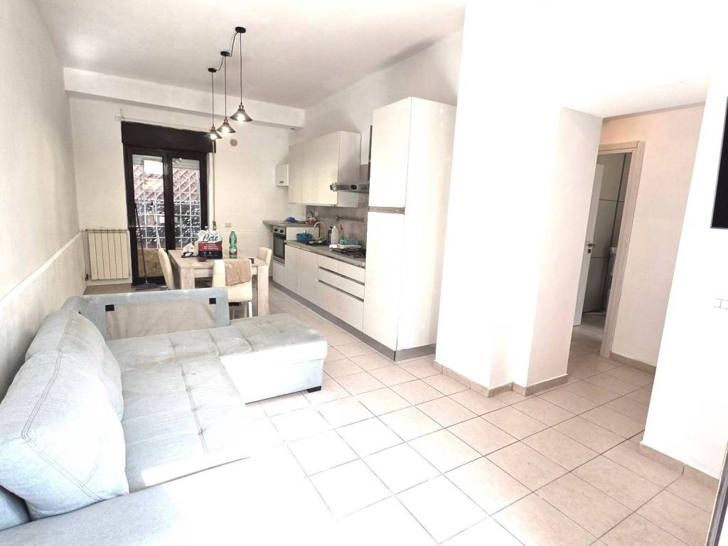 appartamento in vendita a Roma in zona Borghesiana