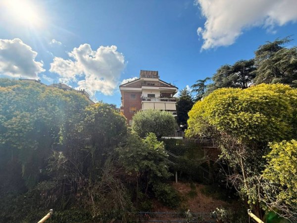 appartamento in vendita a Roma in zona Mezzocammino