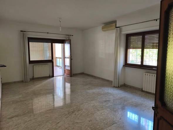 appartamento in vendita a Roma in zona Portuense
