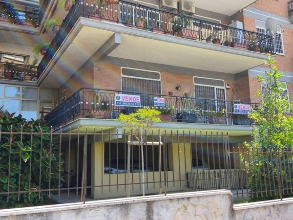appartamento in vendita a Roma in zona Portuense