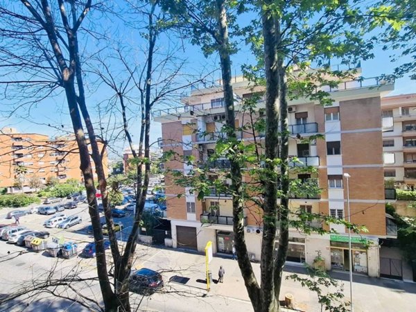 appartamento in vendita a Roma in zona Ostia