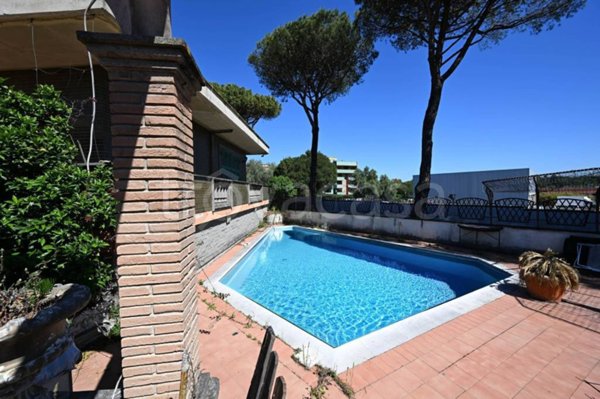 casa indipendente in vendita a Roma in zona Della Vittoria
