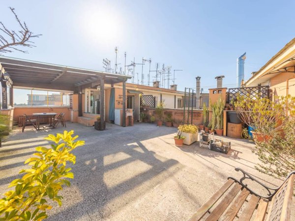 appartamento in vendita a Roma in zona Aurelio