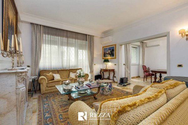 appartamento in vendita a Roma in zona Tor di Quinto