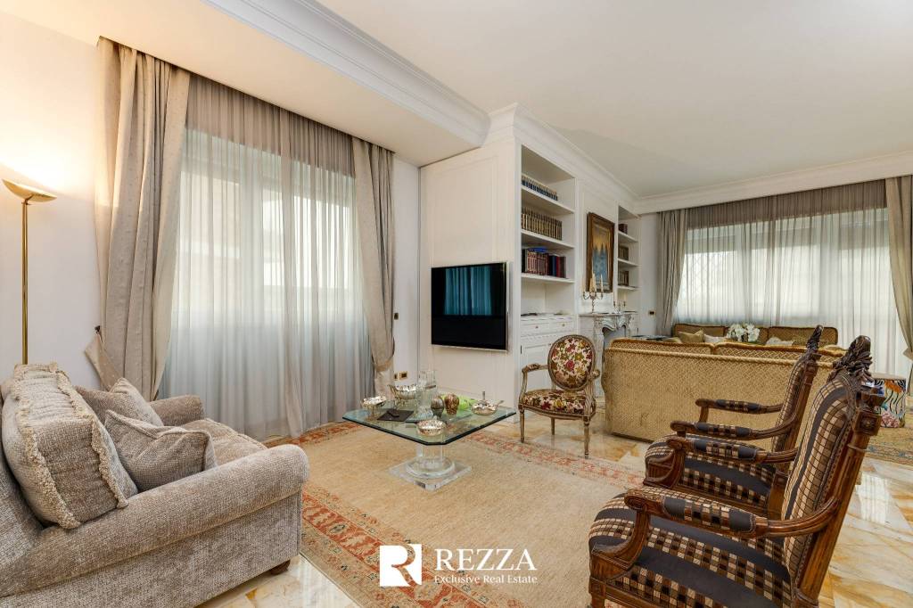 appartamento in vendita a Roma in zona Tor di Quinto