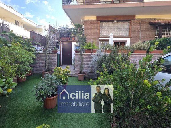 appartamento in vendita a Roma in zona Ostiense