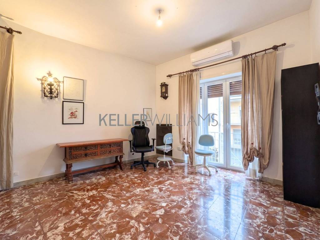 appartamento in vendita a Roma in zona Ardeatino