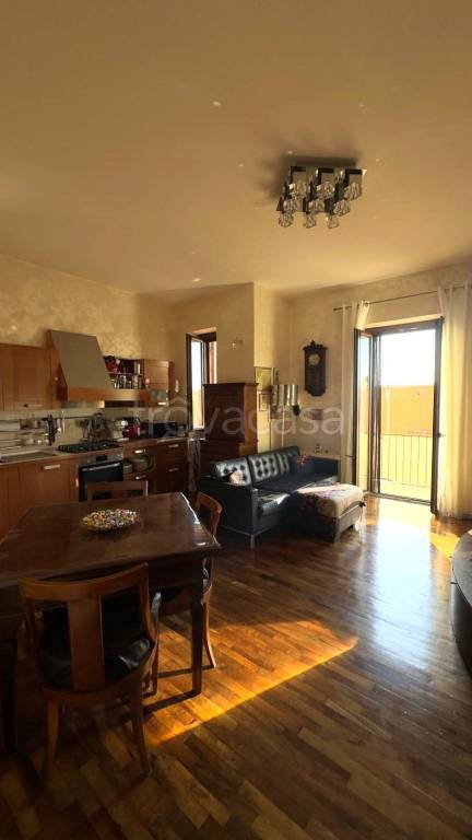 appartamento in vendita a Roma in zona Appio Claudio