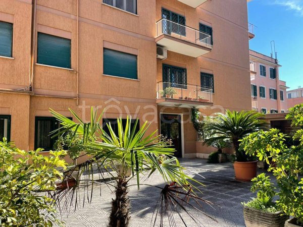 appartamento in vendita a Roma in zona Prenestino-Centocelle