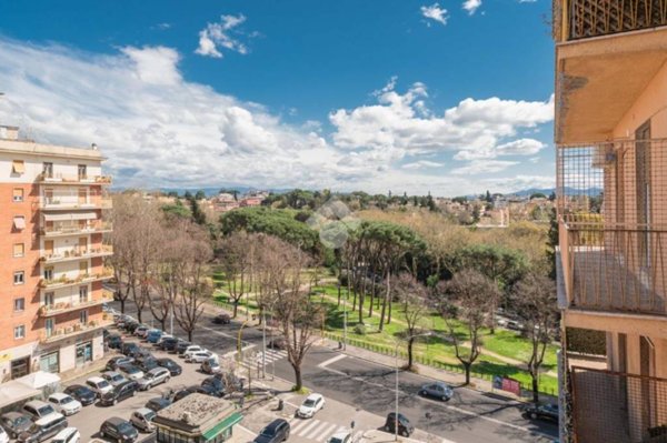 appartamento in vendita a Roma in zona Monte Sacro/Talenti