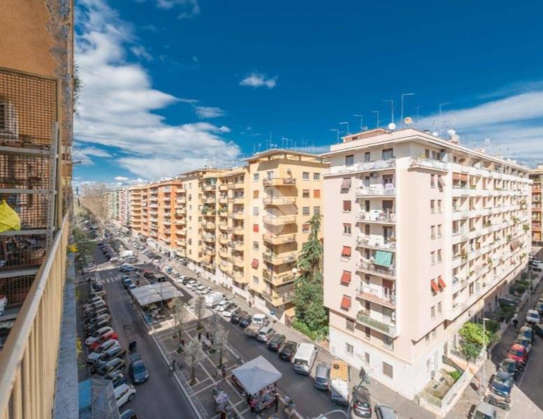 appartamento in vendita a Roma in zona Monte Sacro/Talenti
