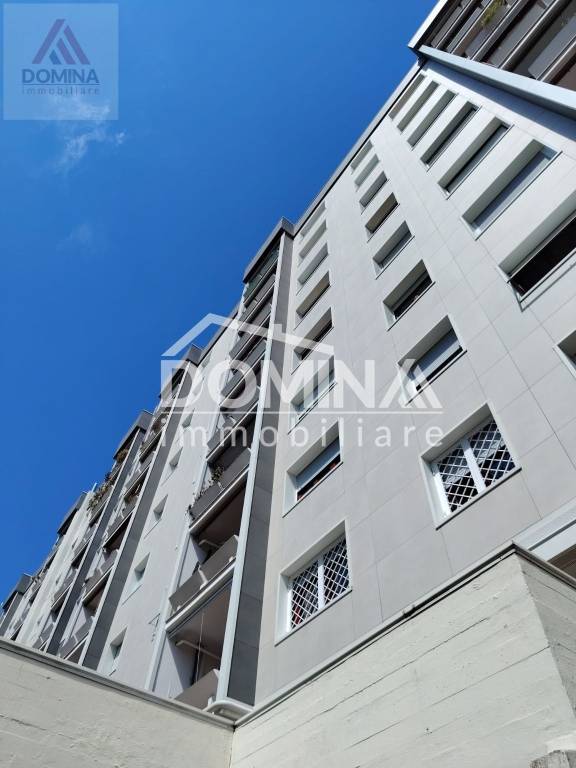 appartamento in vendita a Roma in zona Ostiense