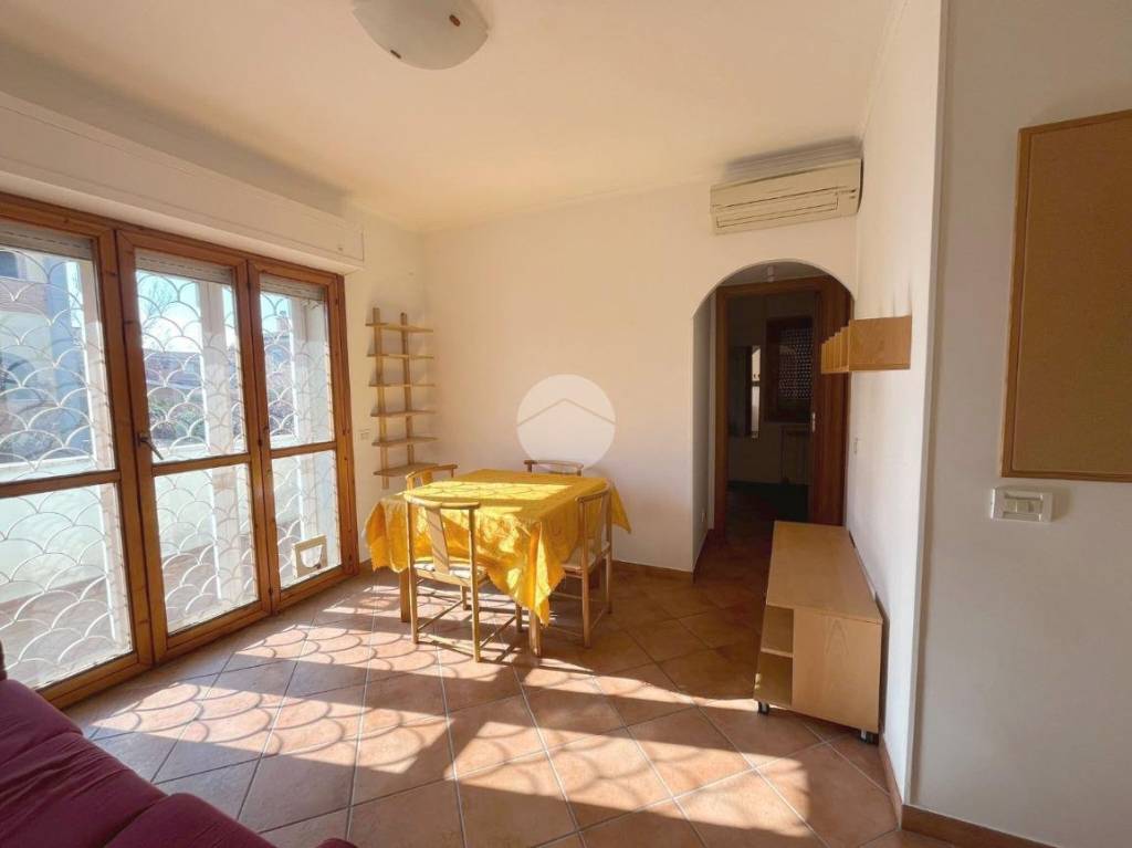 appartamento in vendita a Roma in zona Casal Morena