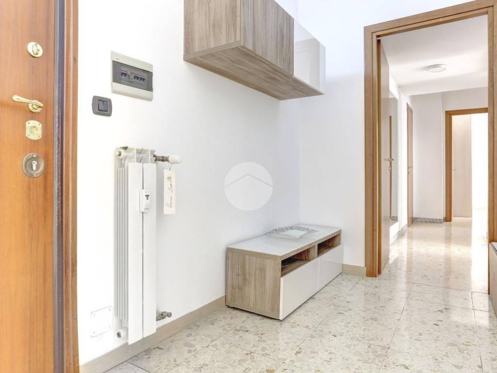 appartamento in vendita a Roma in zona Appio Latino