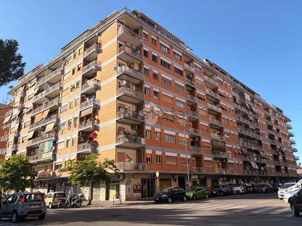 appartamento in vendita a Roma in zona Don Bosco