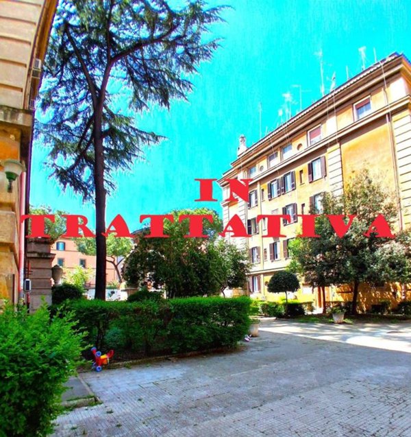 appartamento in vendita a Roma in zona Tuscolano